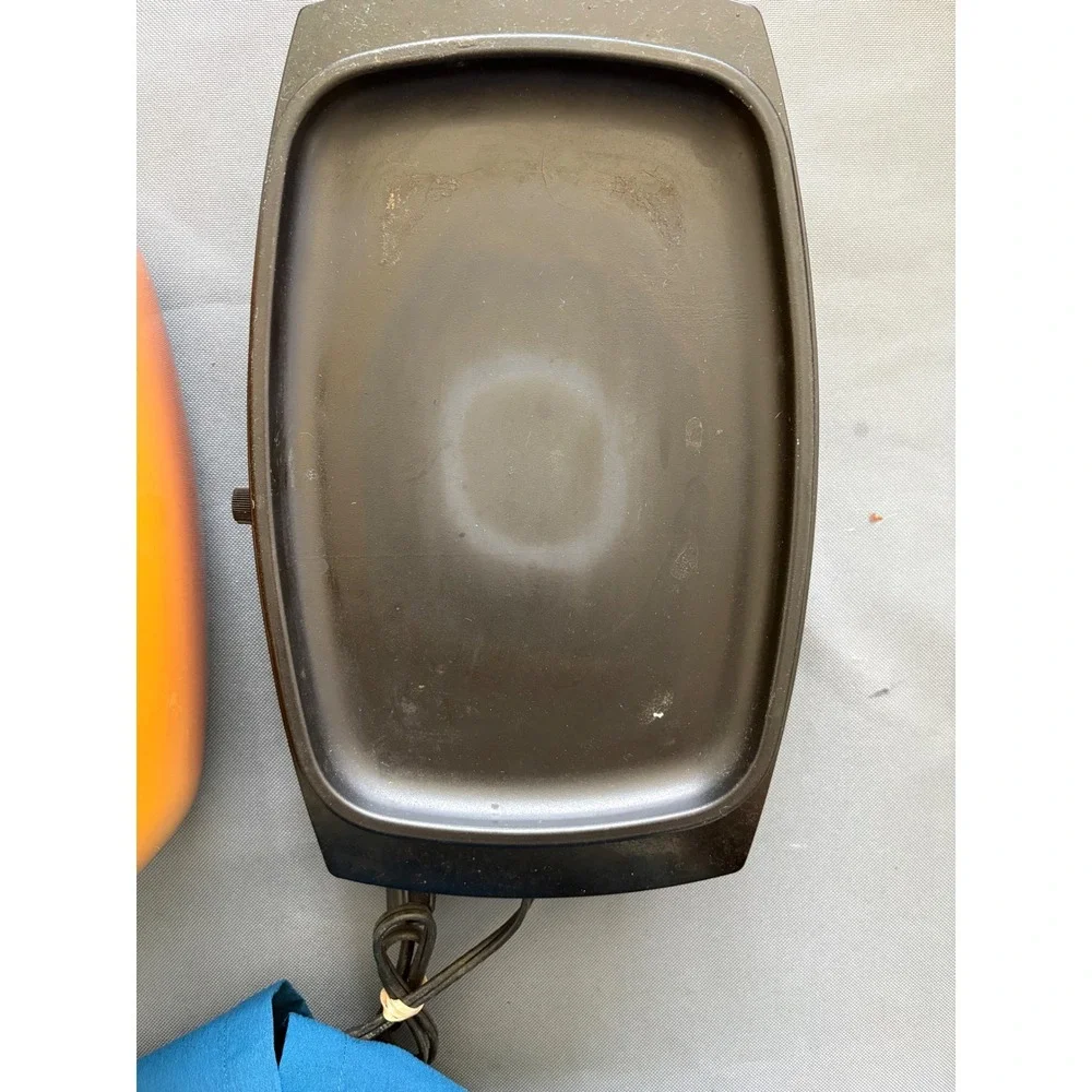 Vintage West Bend Slo-Cooker Orange Ombre Electric Slow Cooker with Glass Lid